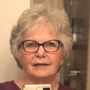 Meet your Posher, Sandy